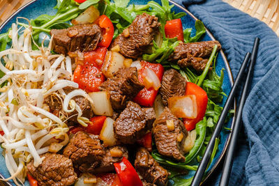 One Pan Vietnamese Shaking Beef (Thit Bo Luc Lac)