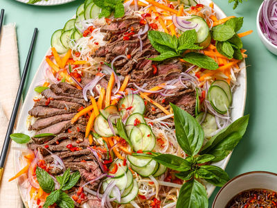 Vermicelli Noodle Salad with Sliced Steak