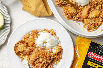 Chang’s Apple Crumble