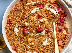 Changs-Apple-and-Rhubarb-Crumble-2.jpg