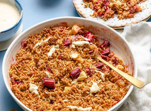 Changs-Apple-and-Rhubarb-Crumble-3.jpg