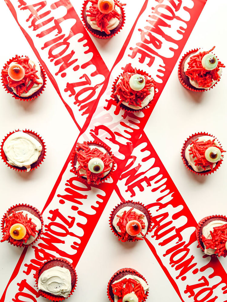 “Eye-ced” Cupcakes “Eye-ced” Cupcakes