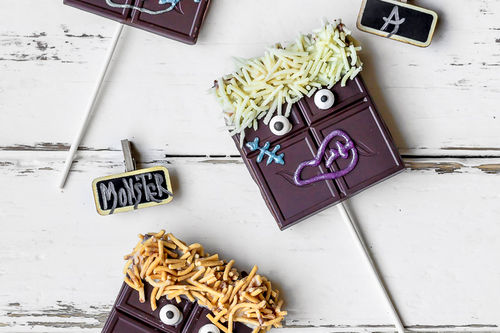 Noodle Hair Monster Pops