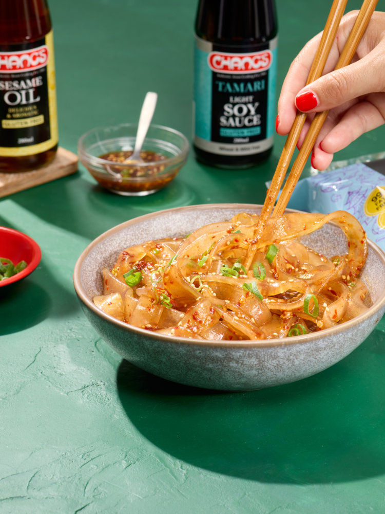 Rice Noodles with Garlic Chilli Oil Rice Noodles with Garlic Chilli Oil