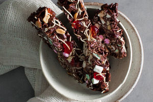 Rocky Road Style Slice With Fried Noodle