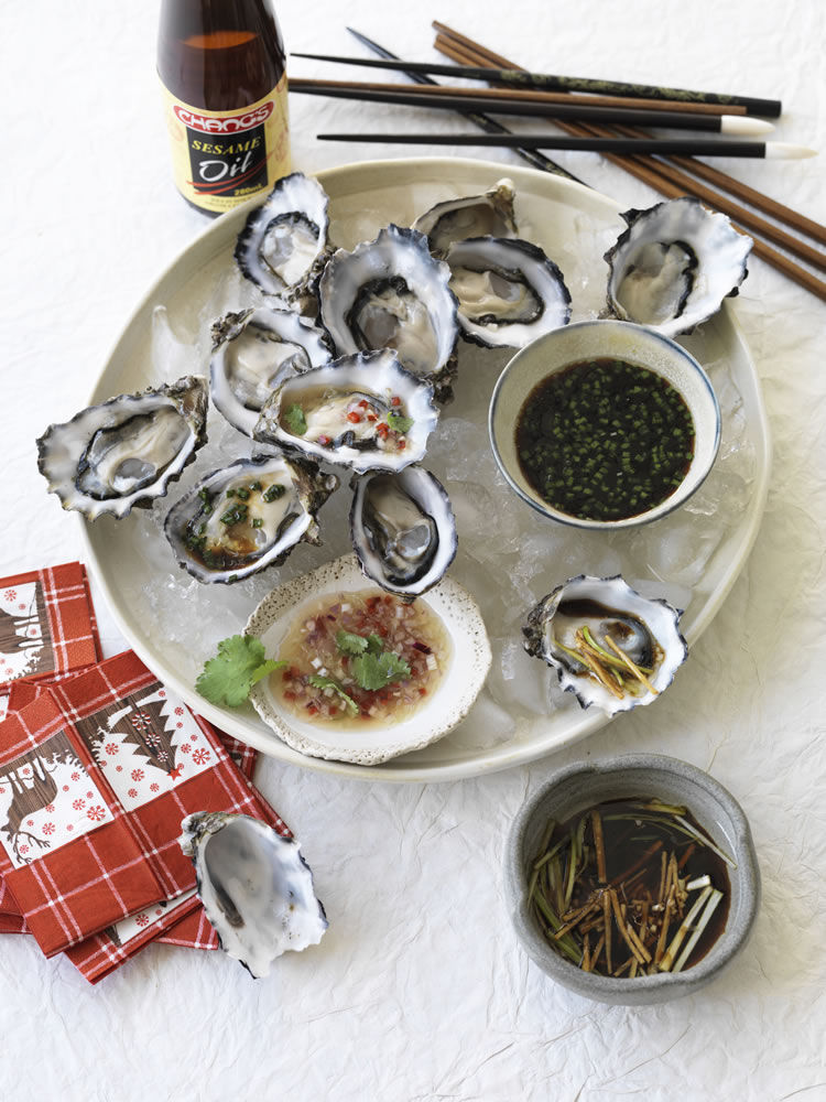 Oysters with three dressings