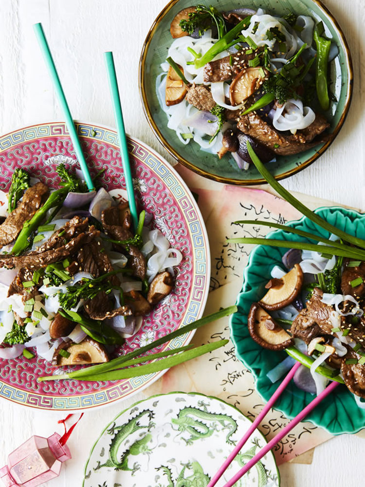 Garlic Lamb with Shitake and Sesame