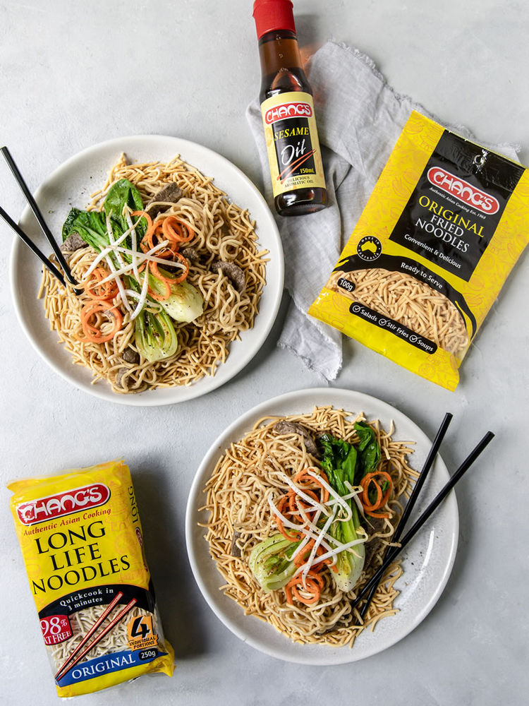 Fried Noodle Nest with Soy Beef Noodles