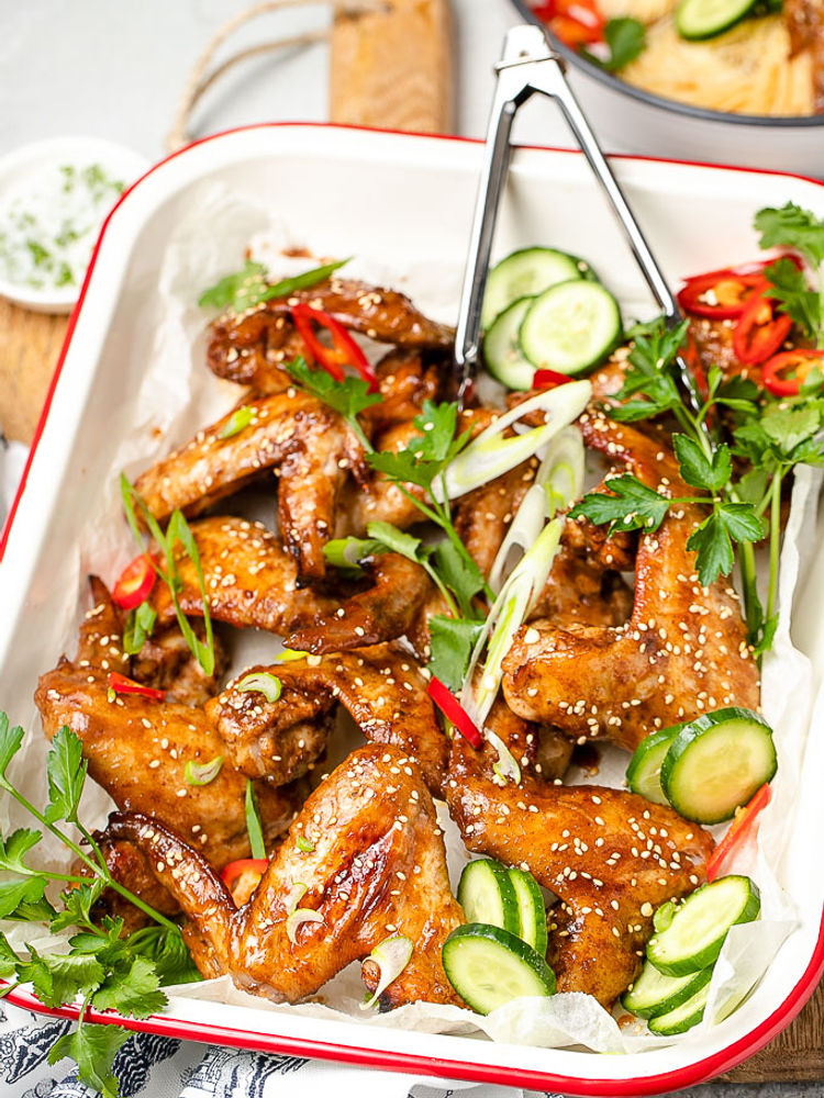 Sticky Chinese Chicken Wings