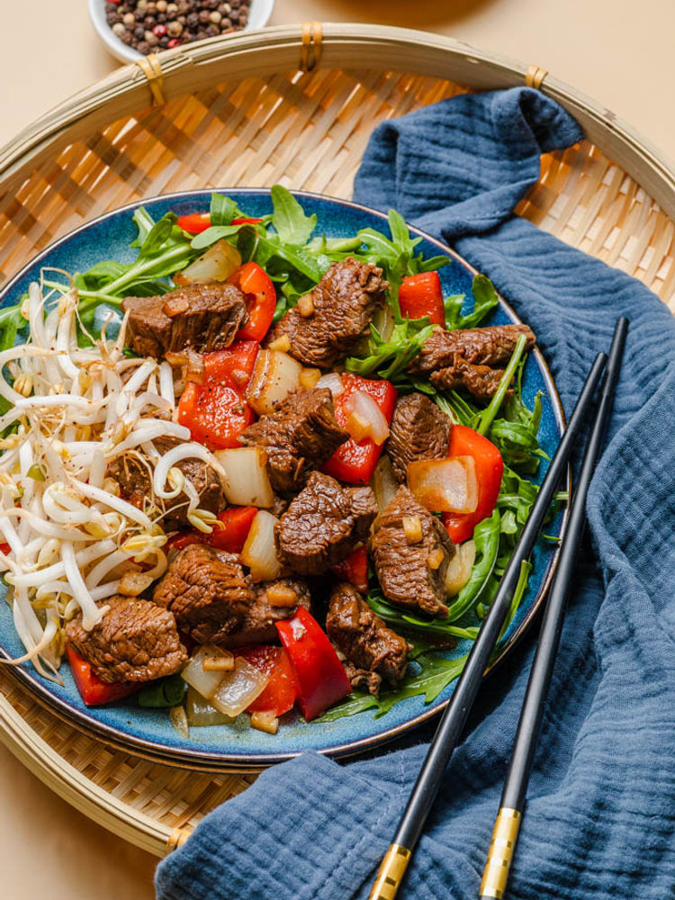 One Pan Vietnamese Shaking Beef (Thit Bo Luc Lac)