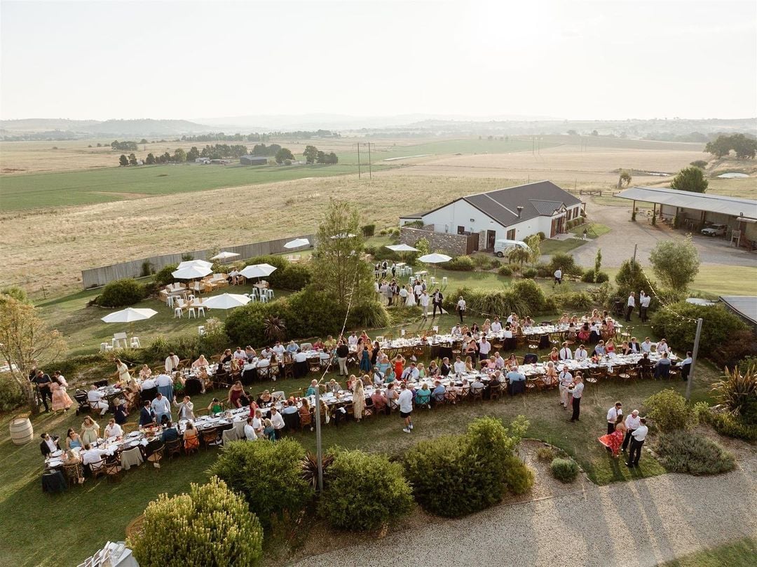 Alfresco wedding reception at Boxgrove Bathurst