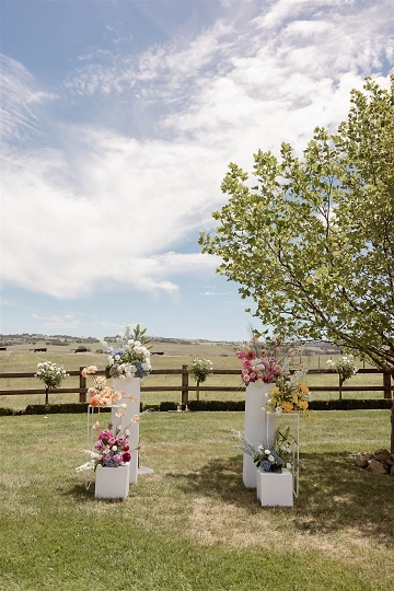 A beautiful outdoor ceremony set-up at BoxGrove in Bathurst.