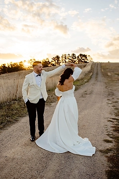 wedding portraits at Banksia Orange