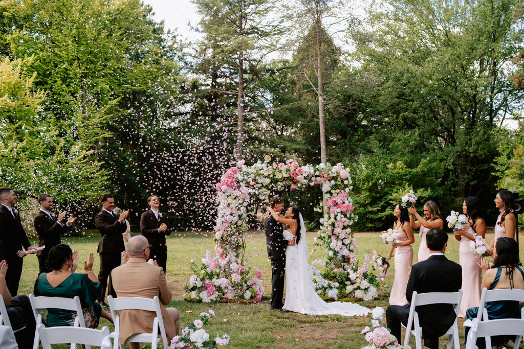 Ollie + Tara - Mayfield Vineyard