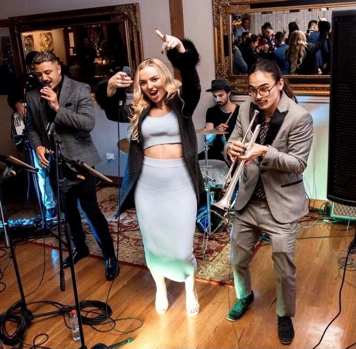 Vibe Band