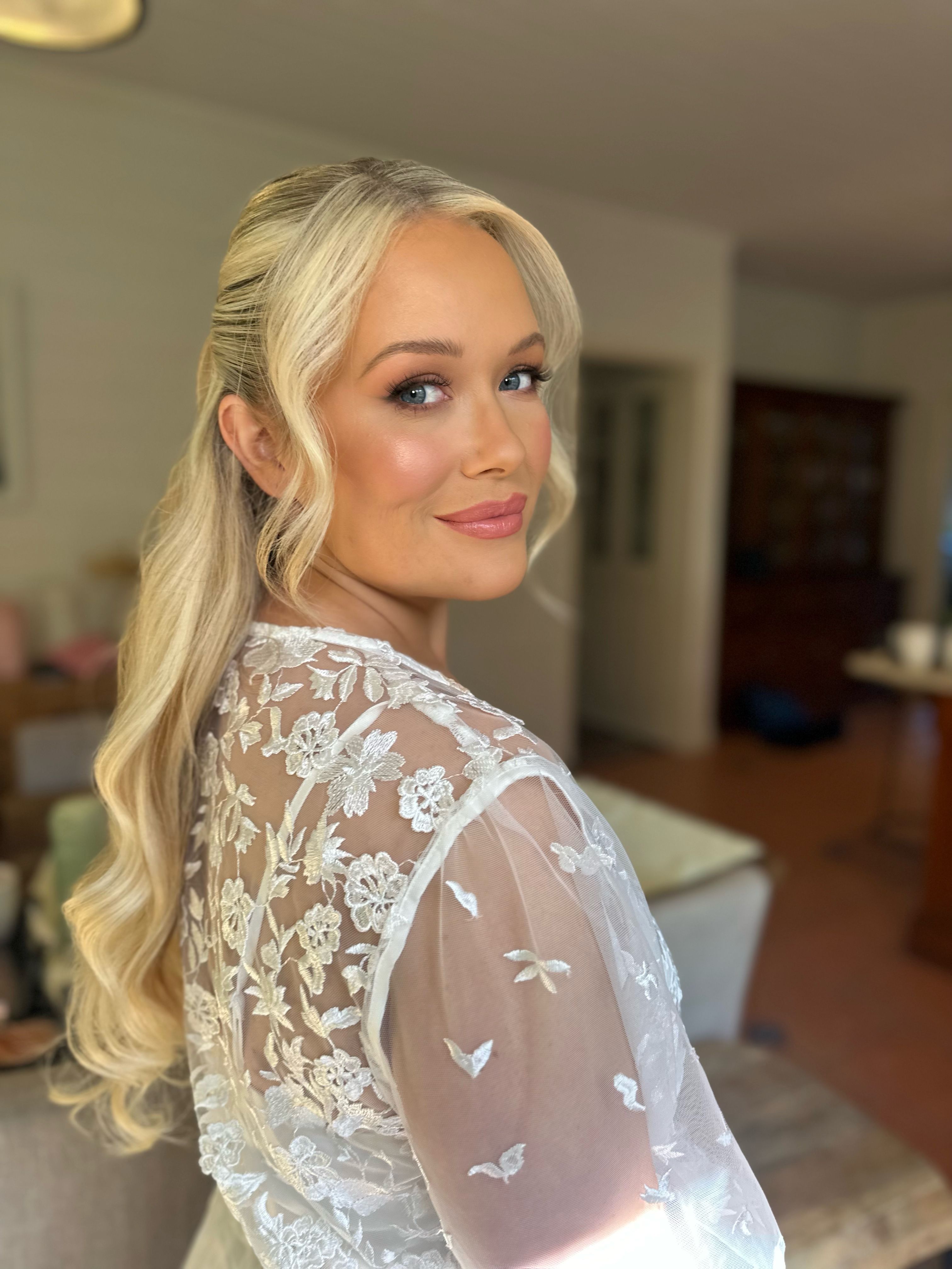 Louise Antonjuk Hair & Makeup
