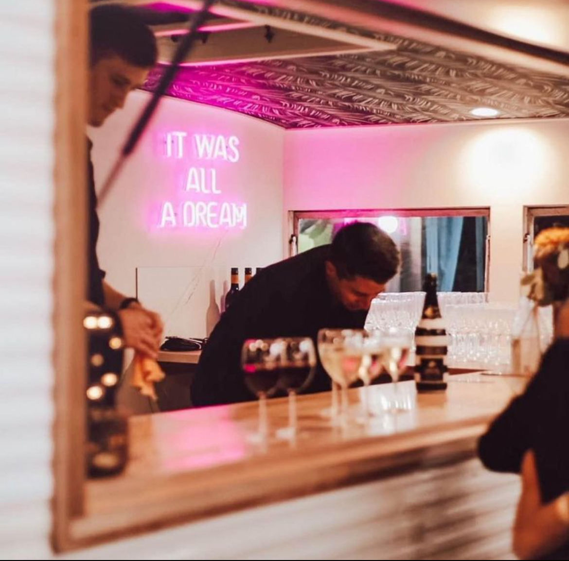 VanVino Mobile Bar