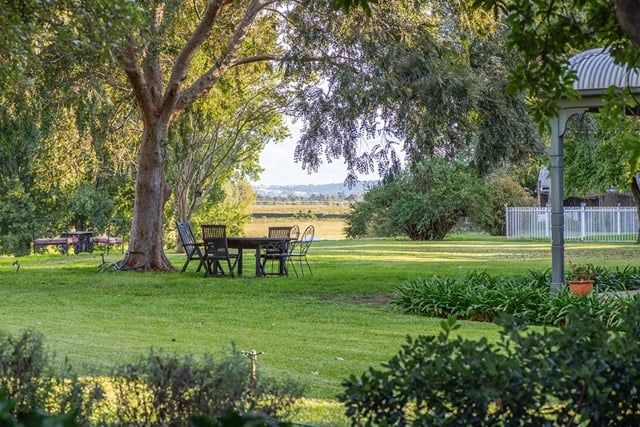 Russley Country Homestead
