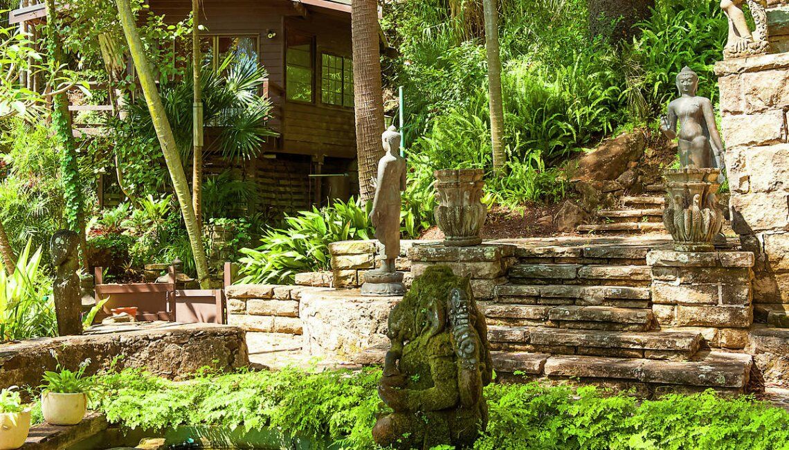 Oppulence Oceanfront Oasis