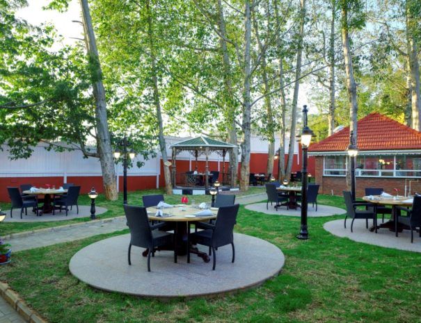 Outdoor Cafe