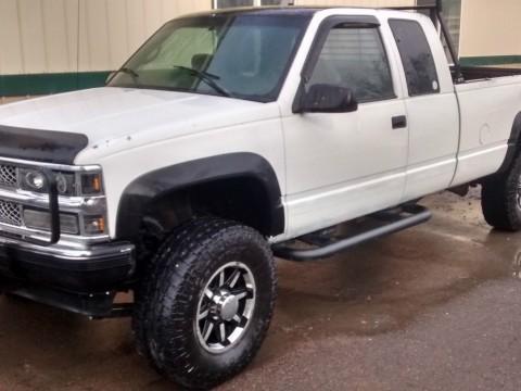 1995 Chevy 2500 Silverado 4&#215;4 Lifted, Extended cab, New 35&#8217;s, 350v8, for sale
