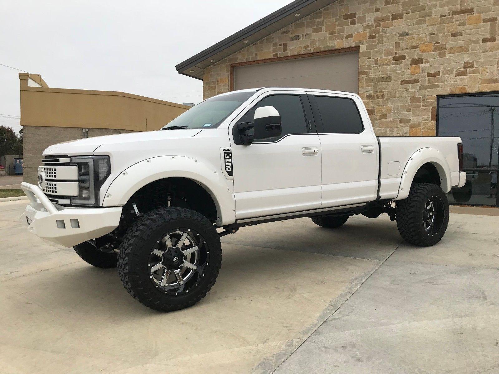 very low miles 2017 Ford F 250 Ultimate PLATINUM lifted Lifted trucks