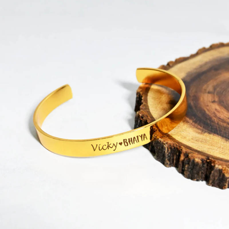 Signature Nameplate Bracelet - 1