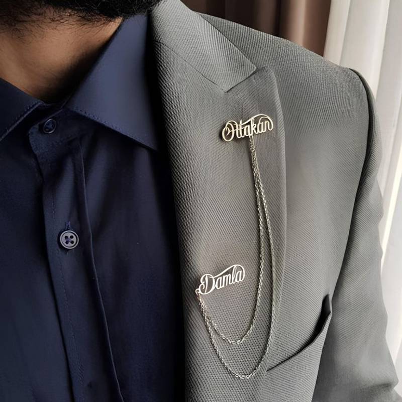 Script Duo Name Brooch With Linked Chain Detail - 1