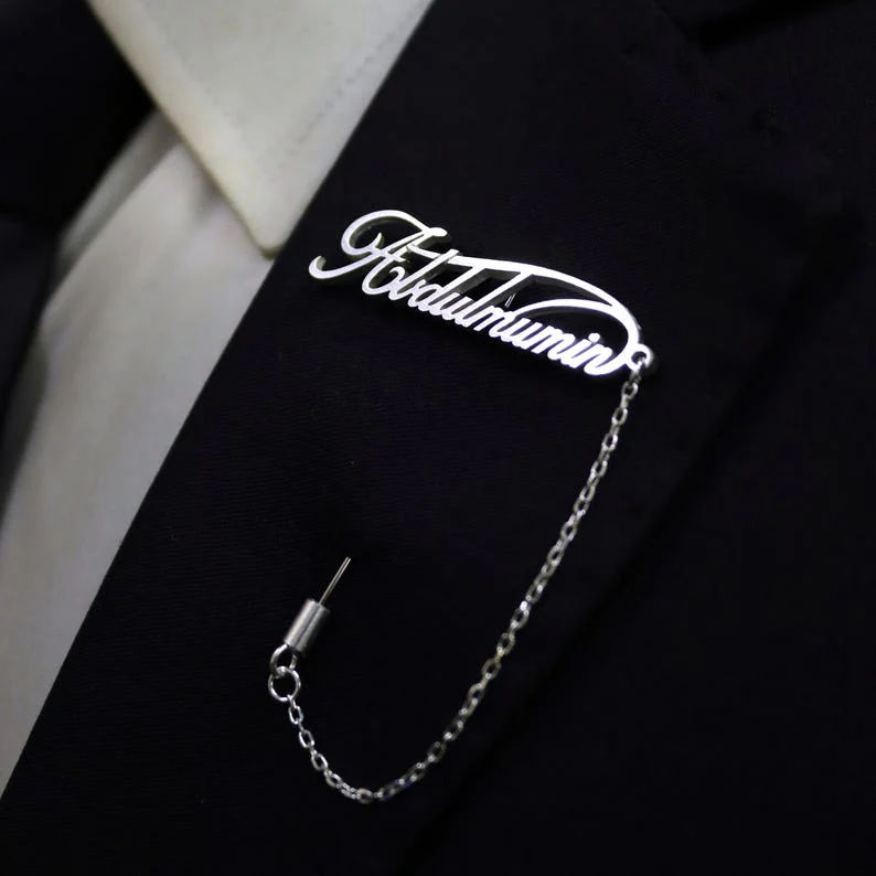 Script Name Stick Brooch With Oval Frame Chain