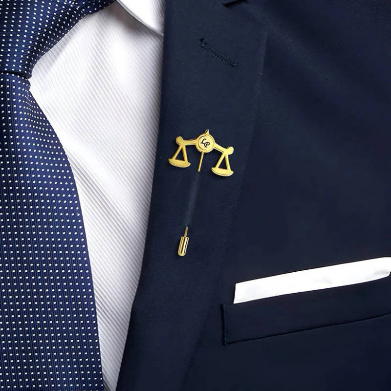 INZAVY The Jurist Monogram Brooch - 2