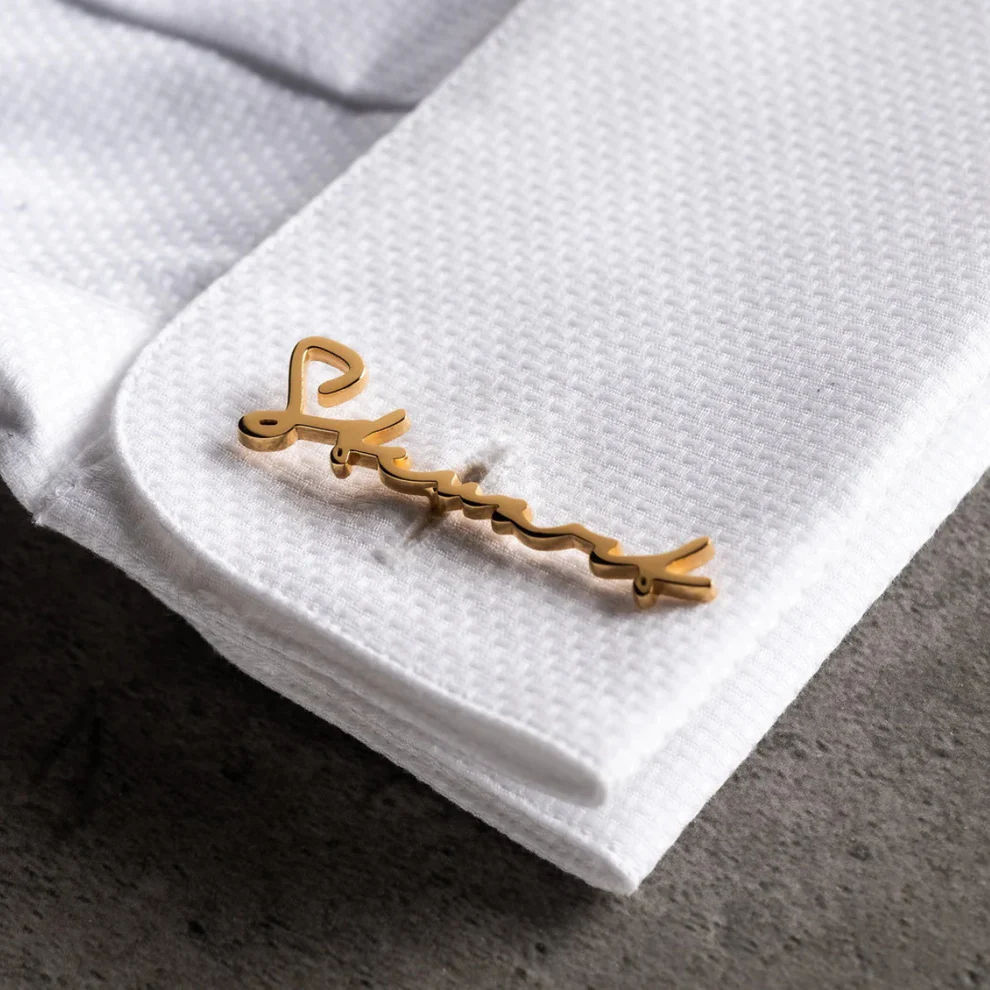Leaf Clover Cufflinks With Engraved Name Center