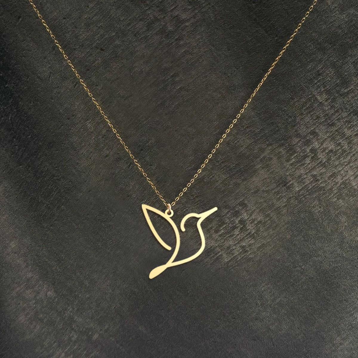 Minimalist Hummingbird Line Art Necklace