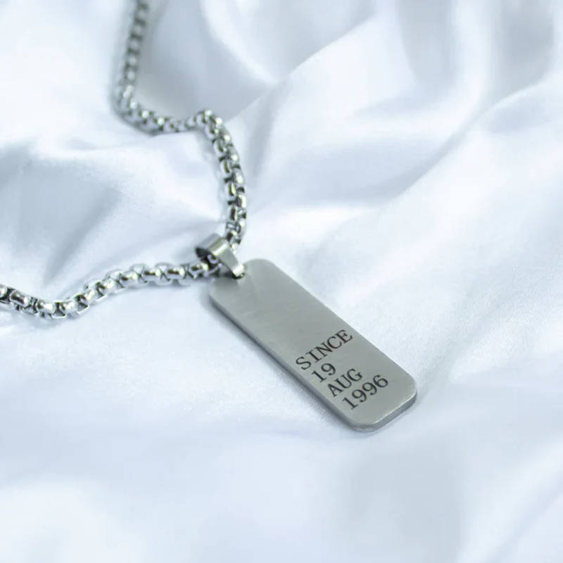 Personalized Vertical Bar Name Necklace - 3
