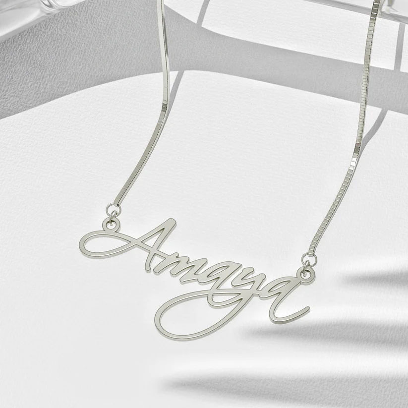 Cursive Curved Name Necklace thumbnail 2
