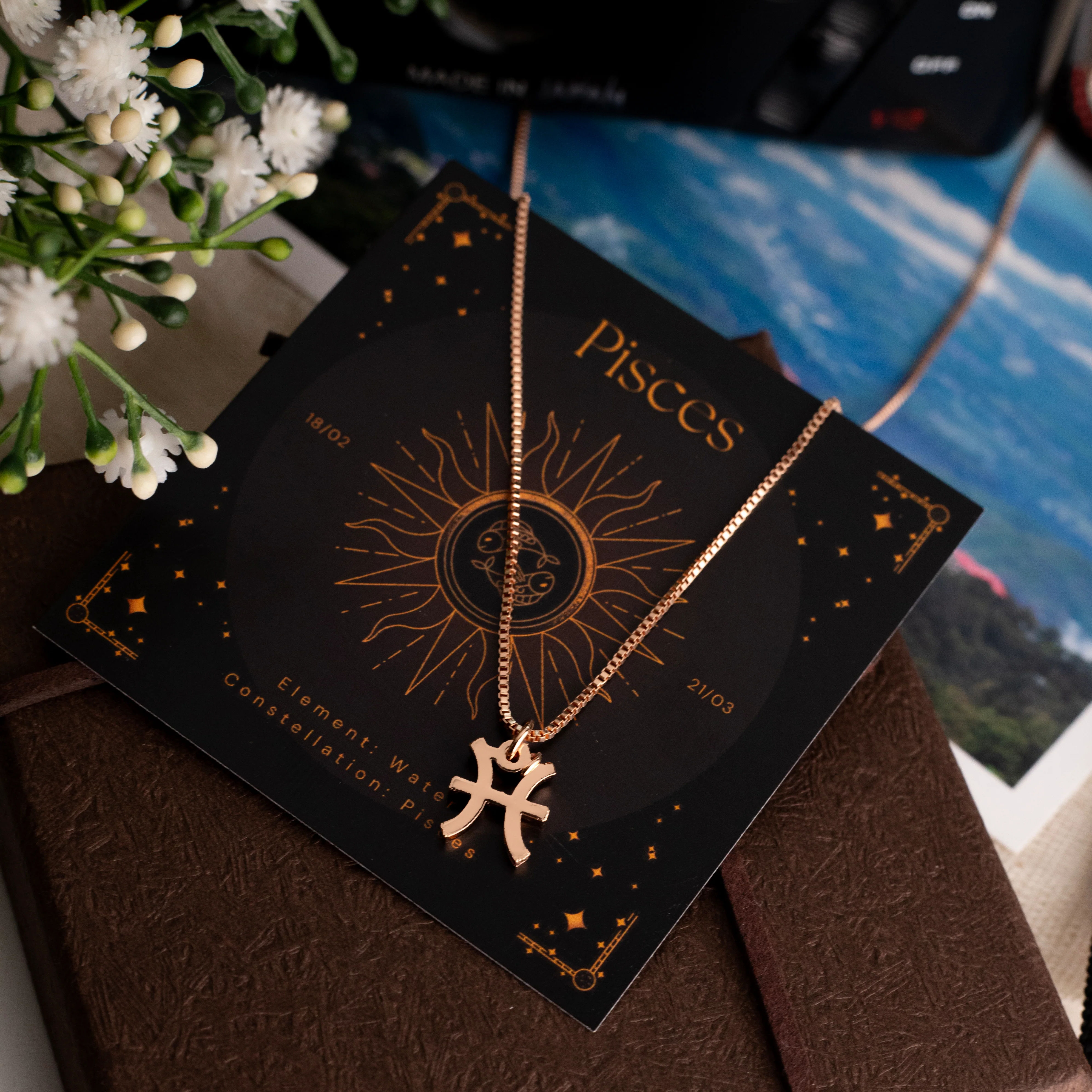 Zodiac Symbol Pendant Necklace With Pisces Sign 