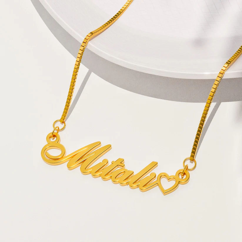 The Heartfelt Name Necklace