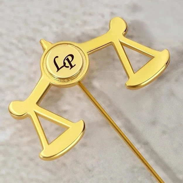 INZAVY The Jurist Monogram Brooch - 7