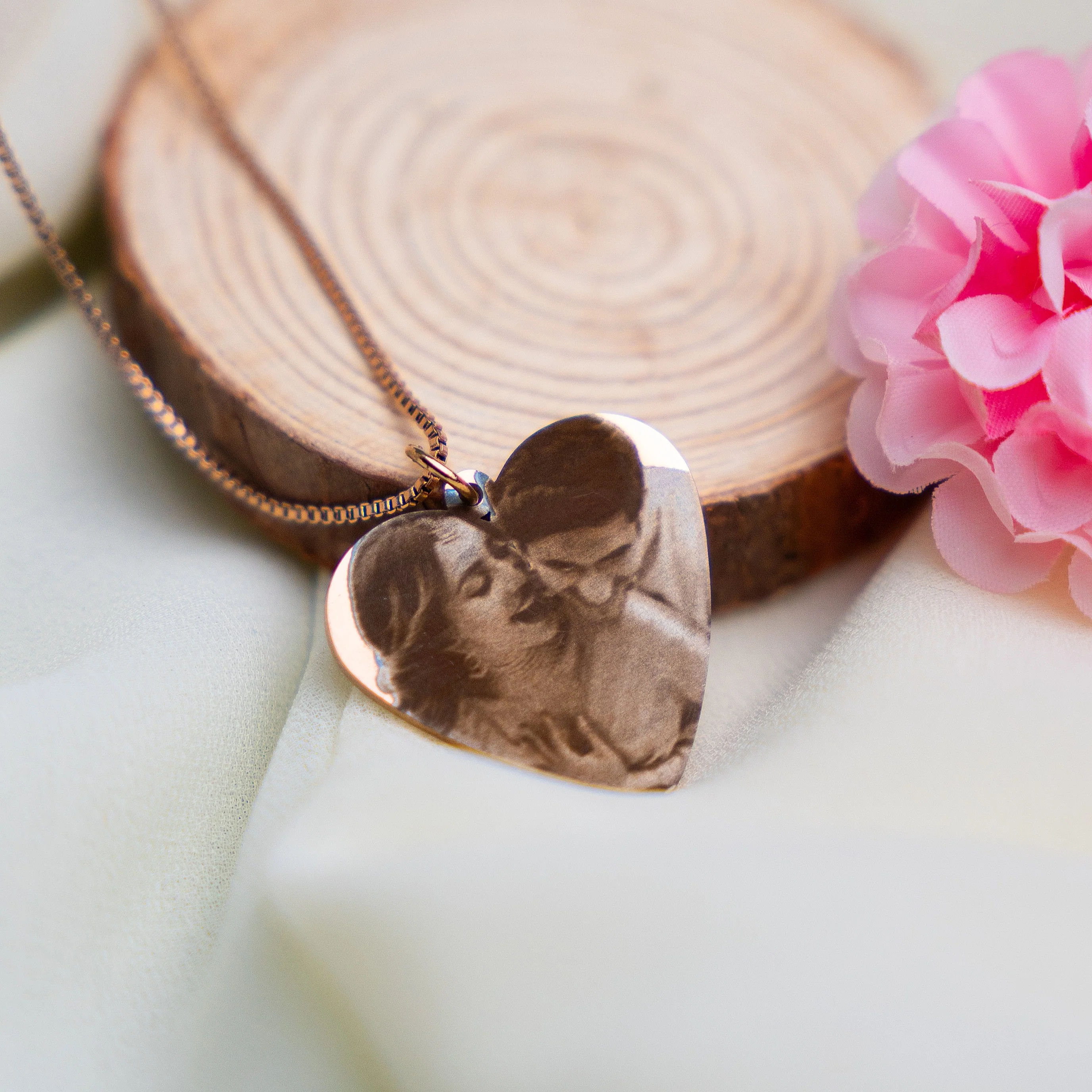 Heart Pendant Necklace With Photo Engraving And Box Chain thumbnail 4