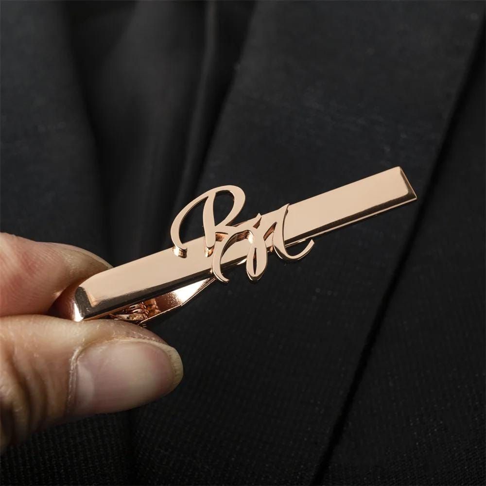 The Executive Monogram – Custom Initial Script Tie Clip