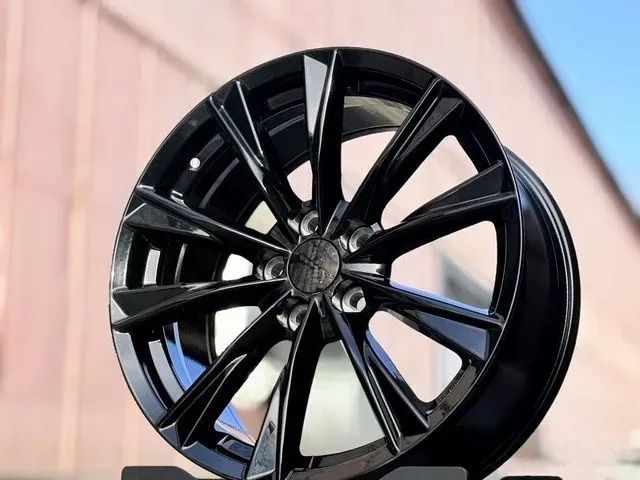 Lexus 8×R18 5×114.3