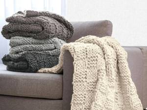 Picture of Chess Knit Throw Blanket