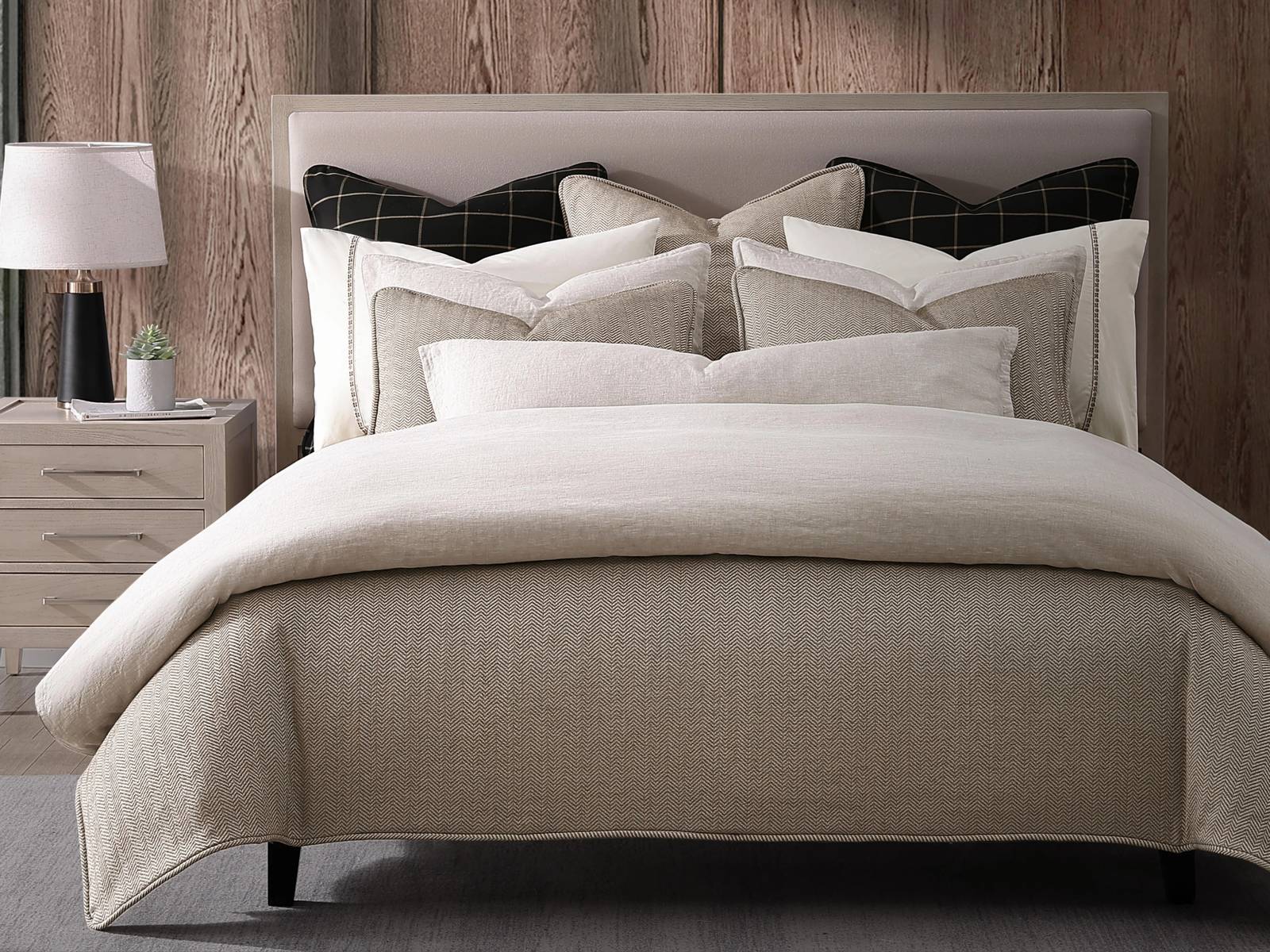 Picture of Chenille King Comforter Set