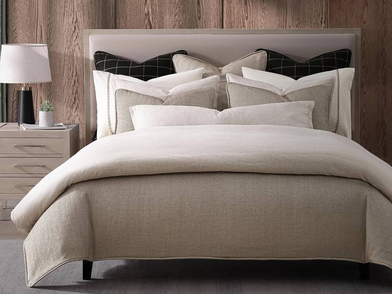Picture of Chenille King Comforter Set