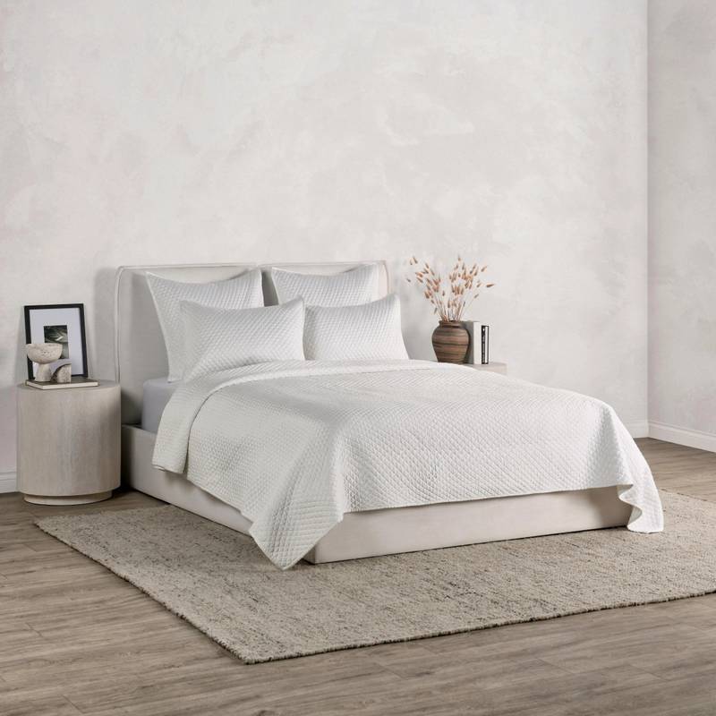 Picture of Diamond King Quilt Set