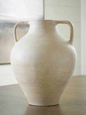 Picture of Justy Vase