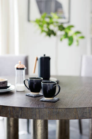 Picture of Linea Dining Table