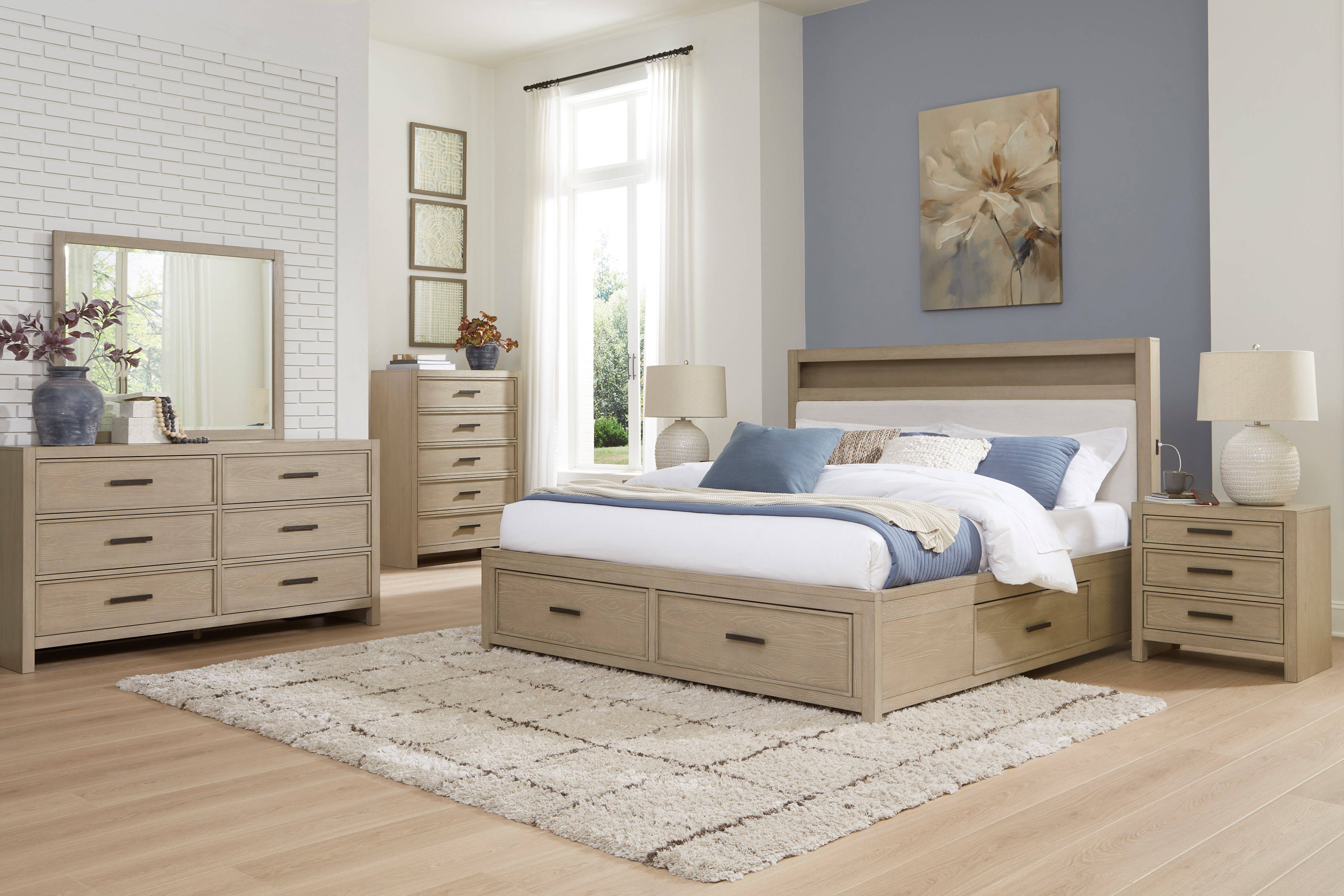 Picture of Calmoro Queen Bedroom Group
