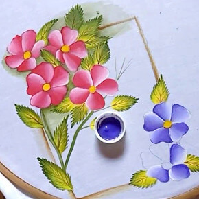 Fabric shop painting flowers