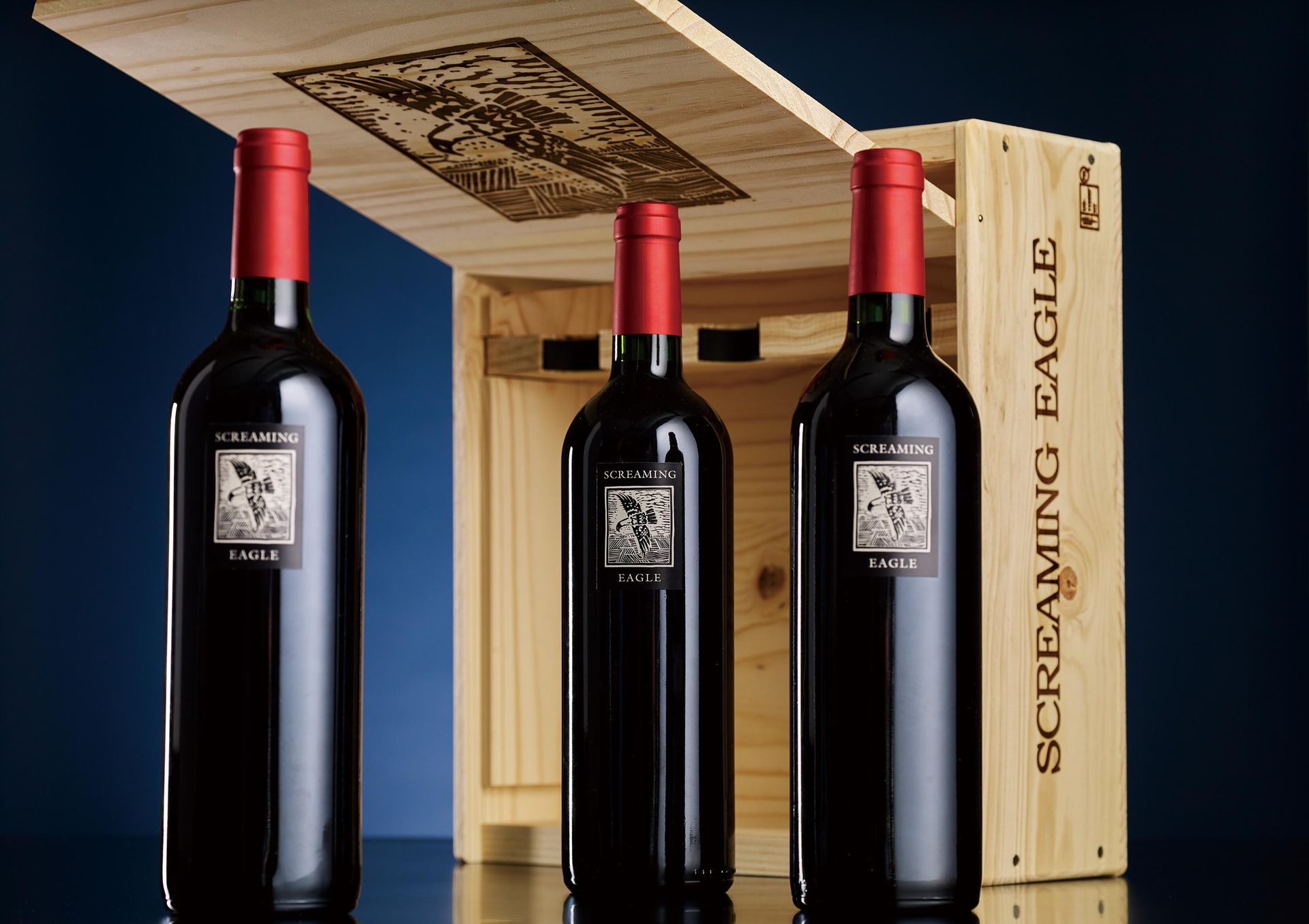 Screaming Eagle 嘯鷹紅酒背景