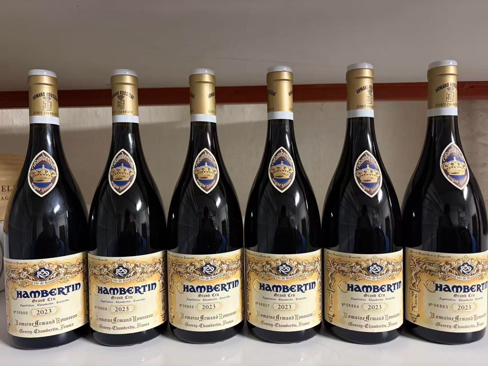 Armand Rousseau Chambertin 與 Clos de Bèze 風土及市場定位比較圖
